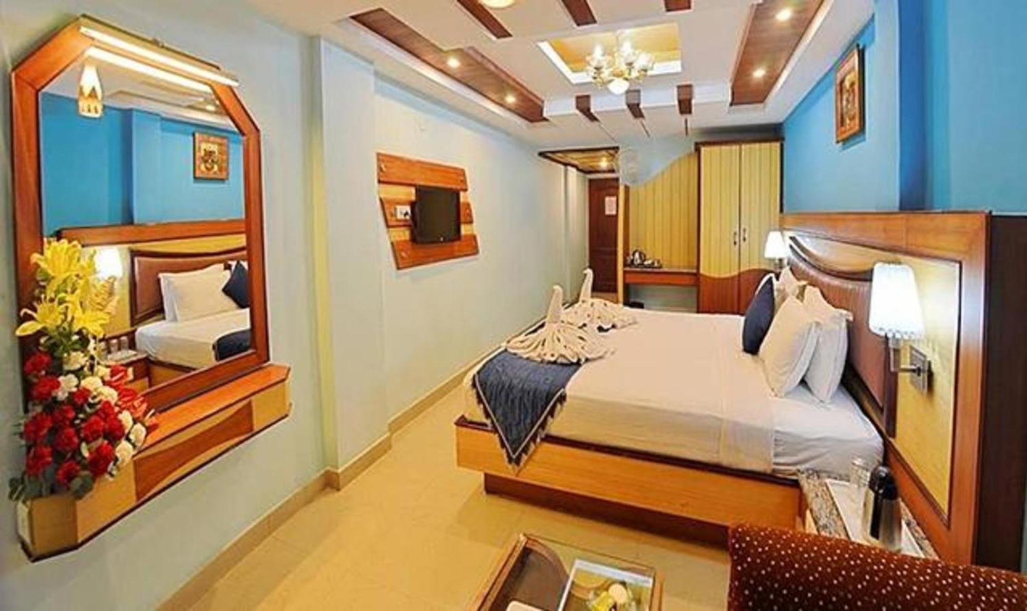 พนมารี เรซิเดนซี่ Hotel อูตี ภายนอก รูปภาพ