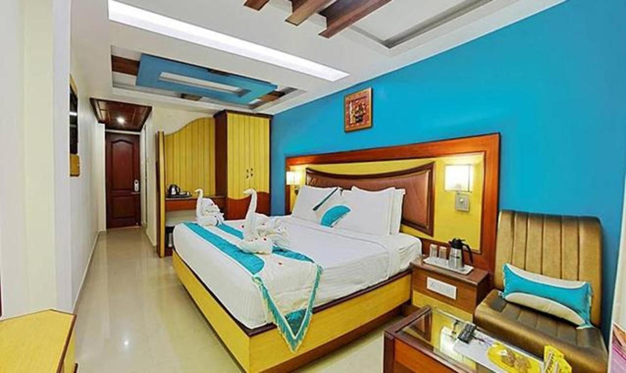พนมารี เรซิเดนซี่ Hotel อูตี ภายนอก รูปภาพ