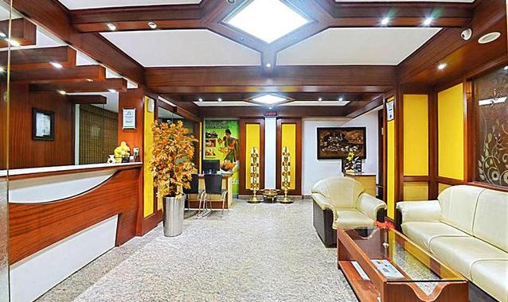 พนมารี เรซิเดนซี่ Hotel อูตี ภายนอก รูปภาพ