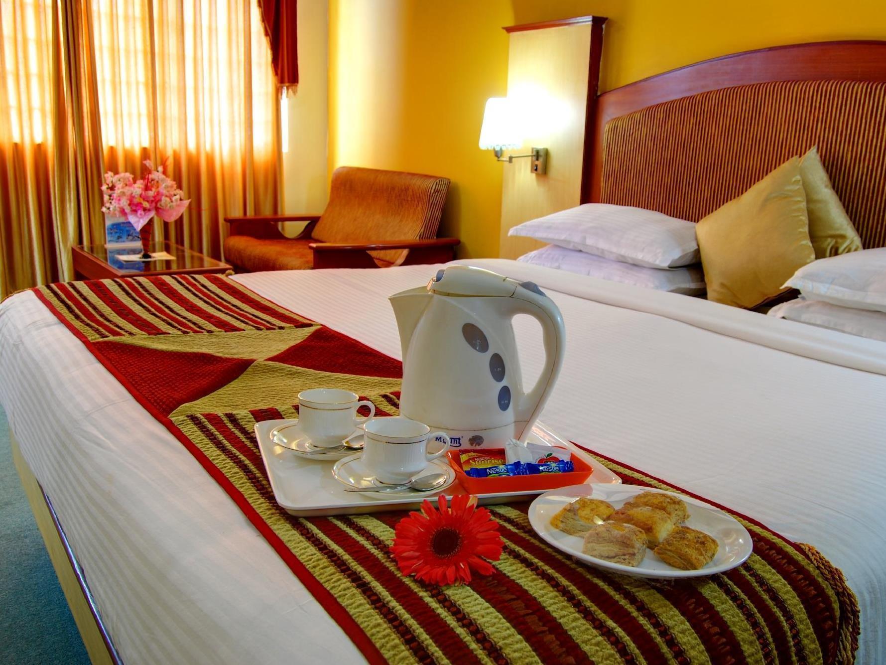 พนมารี เรซิเดนซี่ Hotel อูตี ภายนอก รูปภาพ