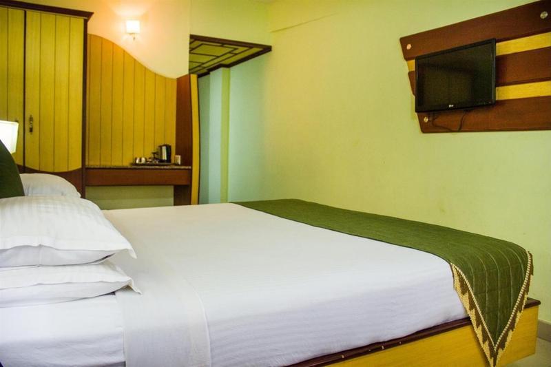 พนมารี เรซิเดนซี่ Hotel อูตี ภายนอก รูปภาพ